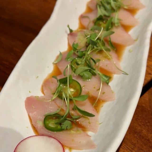 Fresh Yellowtail App.